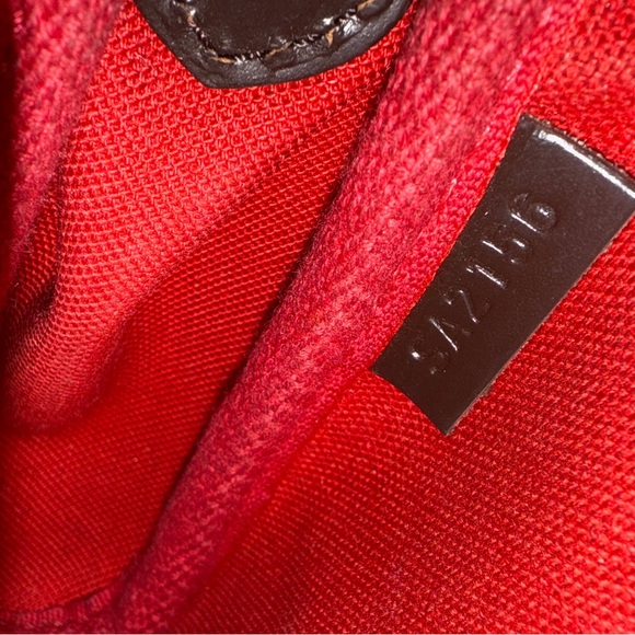 Louis Vuitton Damier Ebene Favorite PM - Picture 6 of 16